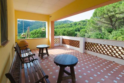 Lloret de Mar Villa Sleeps 14 Pool Wifi