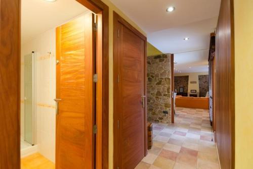 Lloret de Mar Villa Sleeps 7 Pool Air Con Wifi