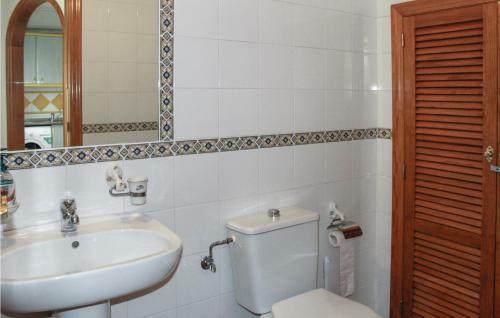 Two-bedroom Holiday Home In Orihuela Costa