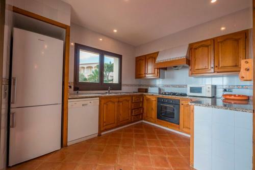 Platja D'aro Villa Sleeps 8 Pool Wifi
