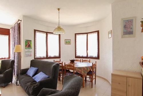 Sant Antoni de Calonge Villa Sleeps 6 Pool Wifi