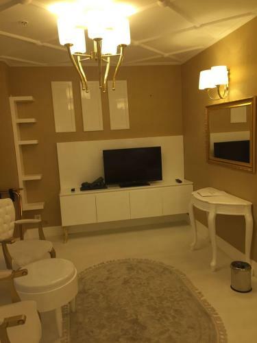 Golden Pearl Boutique Hotel