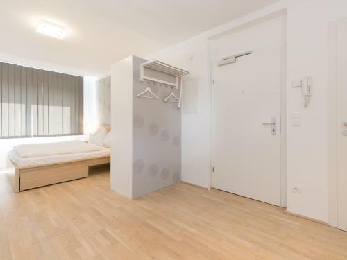 Apartment Oper - Contactless Check In