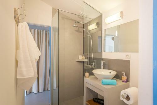 Saint-michel-lobservatoire Chateau Sleeps 13 Pool