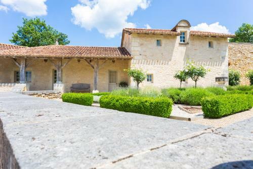 Vieux-mareuil Villa Sleeps 12 Pool Wifi