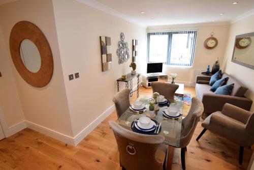 Yourapartment.com ? Riverside Apartments City Centre