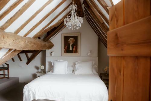 Temple Guiting Chateau Sleeps 10 Wifi