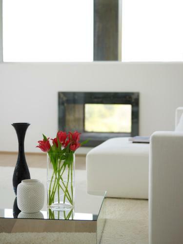 Villa Infinity White Complex