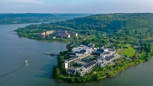 Hotel Jinling Resort Tianquan Lake
