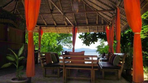 Hotel Two Fish Resort Bunaken