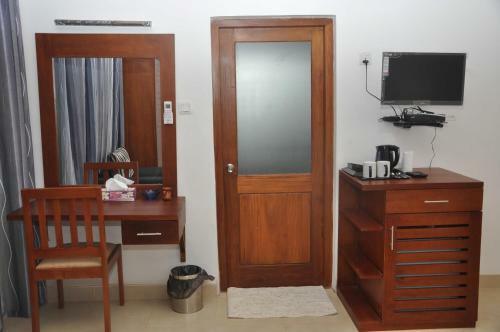 Hostal Aarya Hotel
