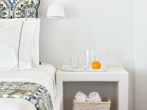 Hotel Lithos Luxury Rooms (Adults Only)