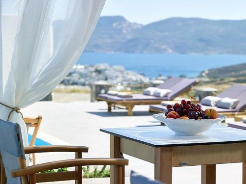 Hotel Lithos Luxury Rooms (Adults Only)