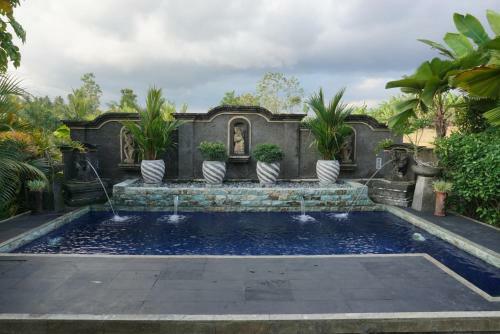 Villa Gede Batulumbang