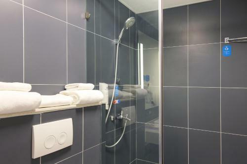 Hanting Hotel Tianjin Airport Yansha