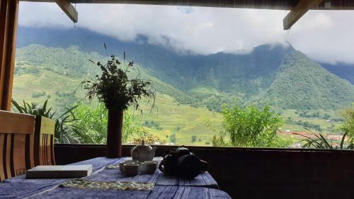 Hmong House - Sapa Homestay