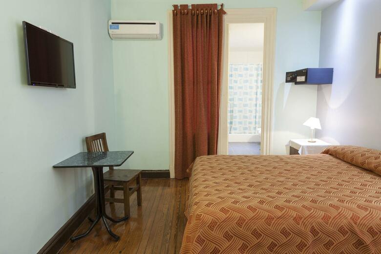 Hotel Reina
