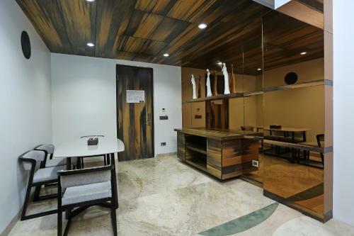Hotel Golden Blossom Imperial Resorts