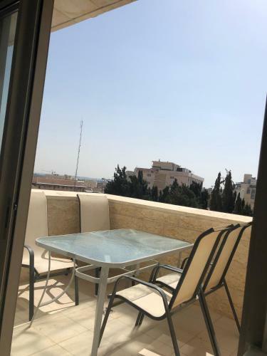 Apartamento Enjoy Views Of Jerusalem From Chic Flat