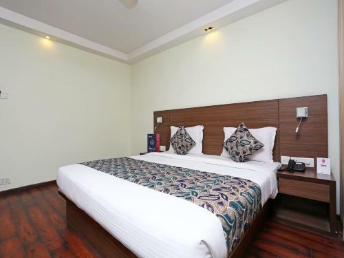 Capital O 9580 Hotel Garnet Inn