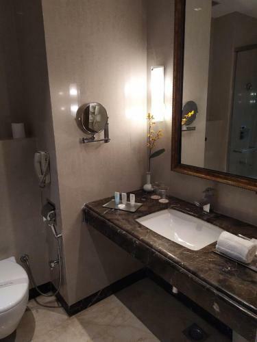 Hotel Baba Resorts Dharampur (Kasauli)