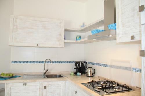 Turquoise & Wood Stylish House 23