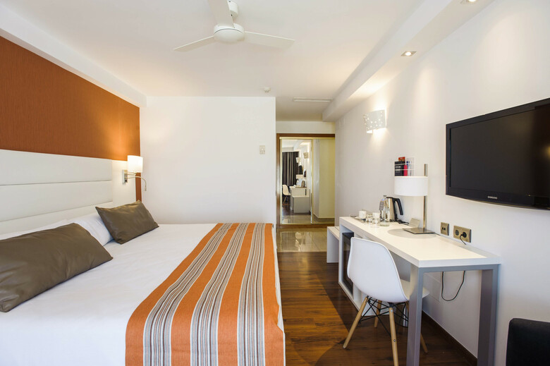 Hotel Catalonia Conde de Floridablanca