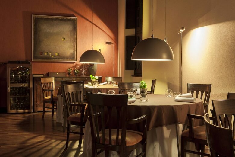 Hotel AC Palacio de Santa Ana By Marriott