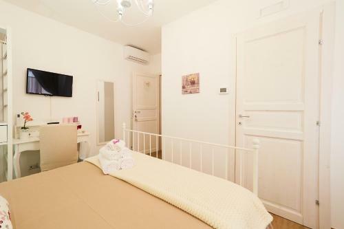Hostal Dafni - Shabby Chic Guesthouse