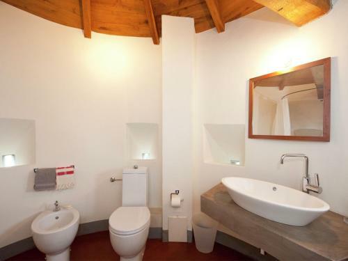 Luxurious Apartment With Garden In Rocca Grimalda