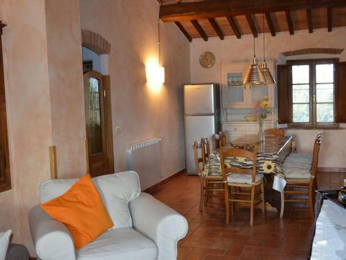 Quaint Villa In Asciano With Swimming Pool