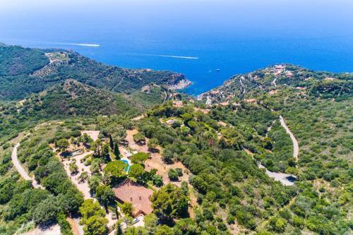 Cala Piccola Villa Sleeps 13 Pool Air Con Wifi