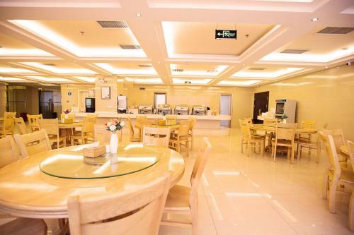 Hotel Hanting Express Nanyang Xixia County