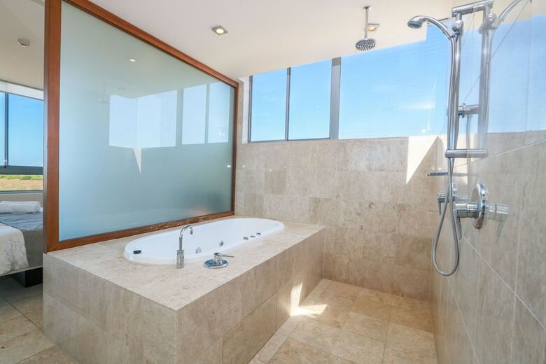 Luxury 2 Bed Apartment Located In The Santai Resort