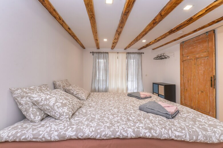 Apartamentos Fm Deluxe 2-bdr Maisonette - Artistic Serdika