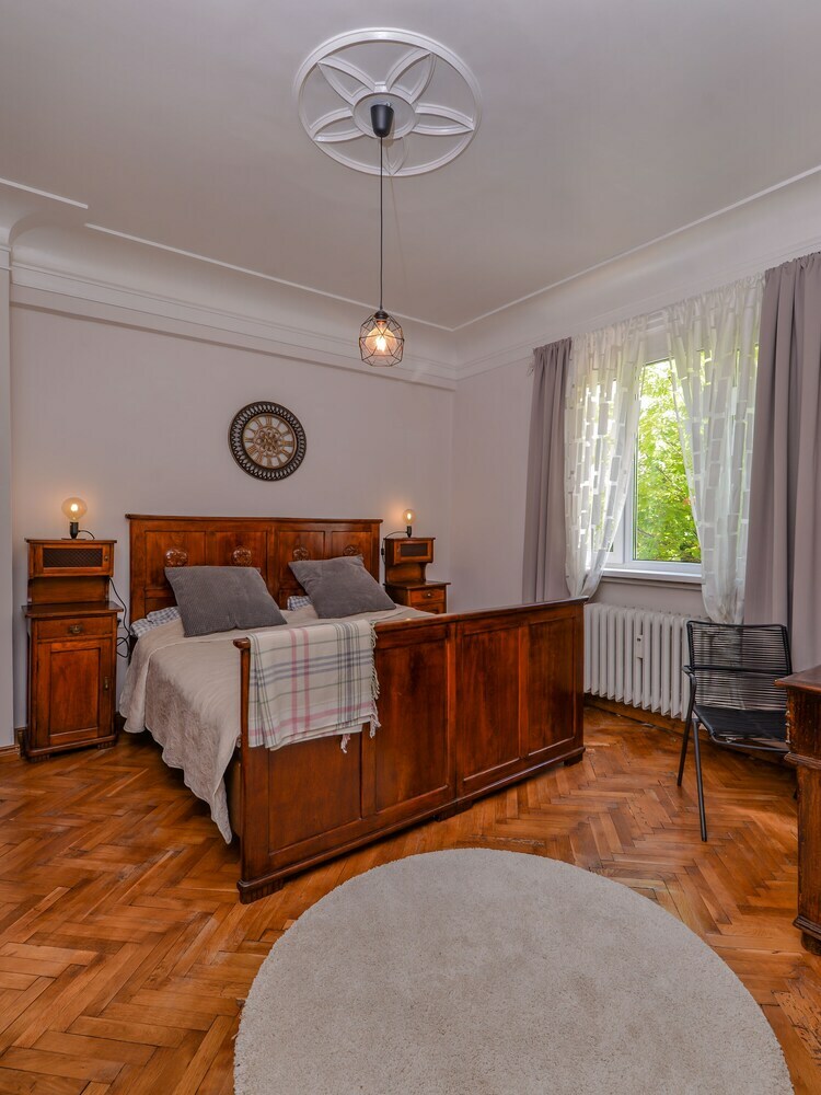 Fm Deluxe 2-bdr Apartment - La La Land