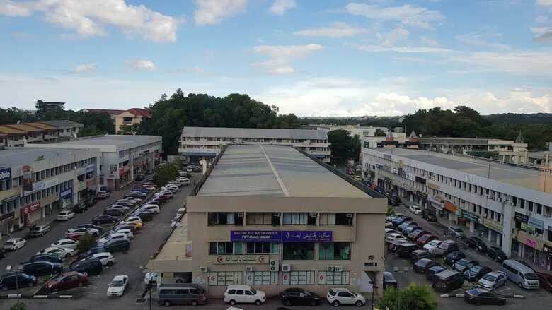 The Centrepoint Hotel