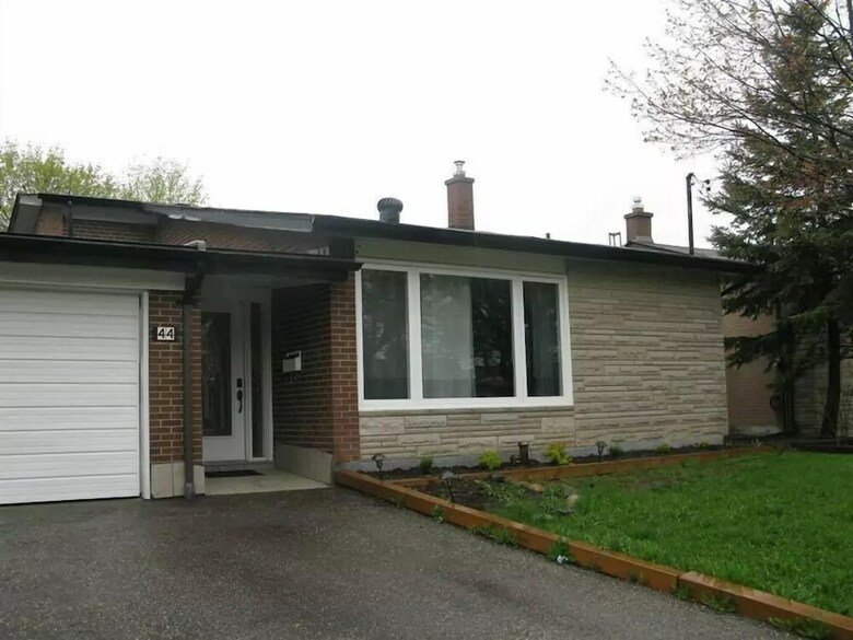 A1-private Up To 3 - Finch West Subway