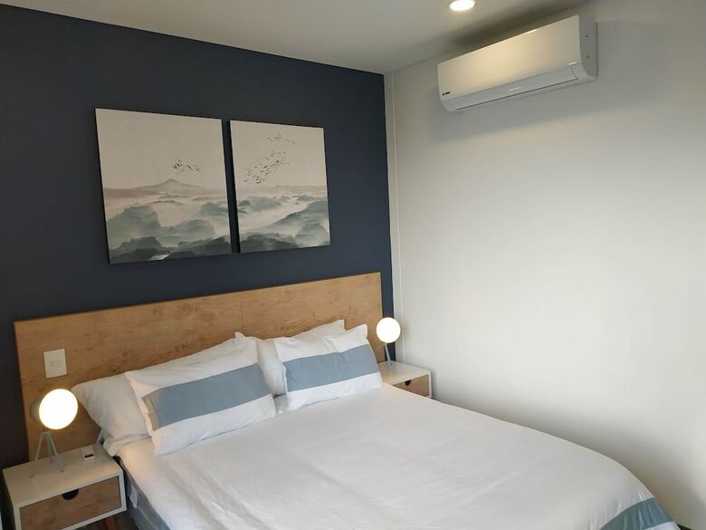 Hotel Class Suites By Colclick