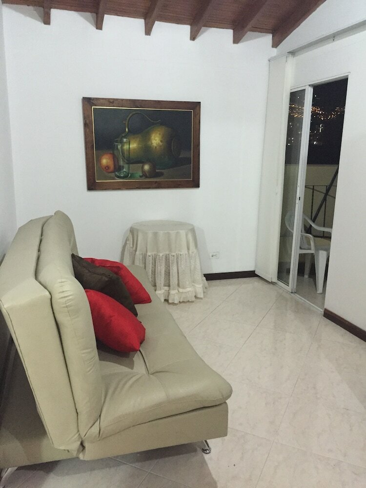 Apartamentos Alojamientos La Victoria