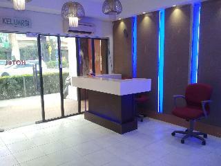 Oyo 89879 Hotel Destino