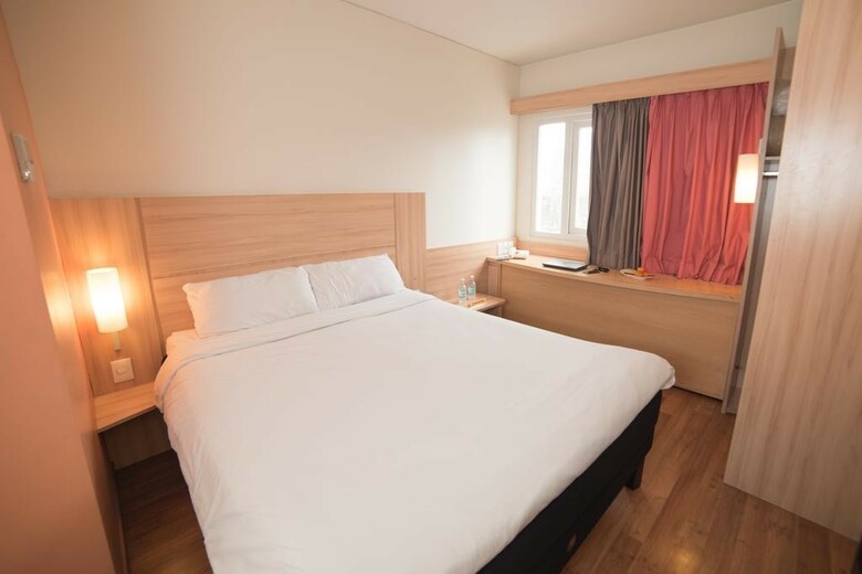 Hotel Ibis Santiago Estaci�n Central