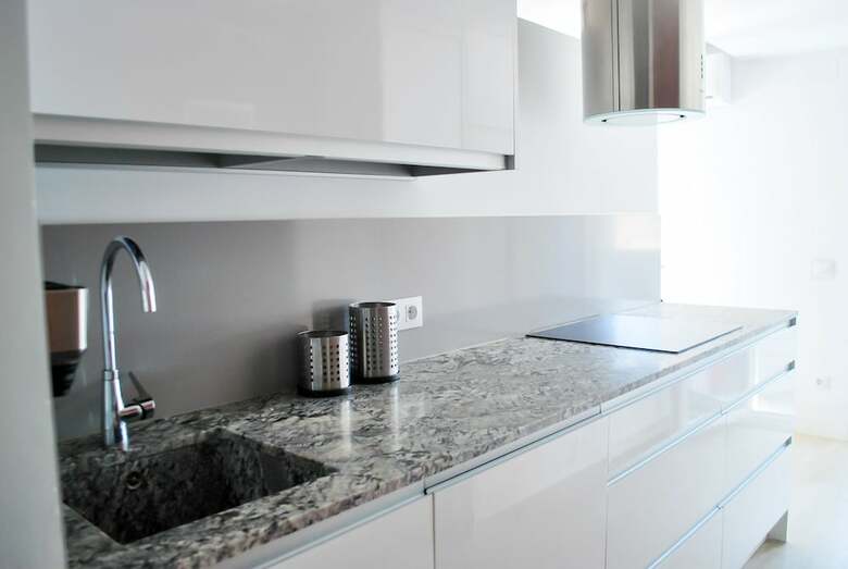 Apartamentos Living4malaga Reding 8