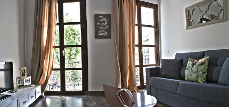 Apartamentos Barrio Santa Cruz Andando
