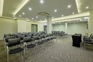 The Regency Apartment Hotel Menlyn