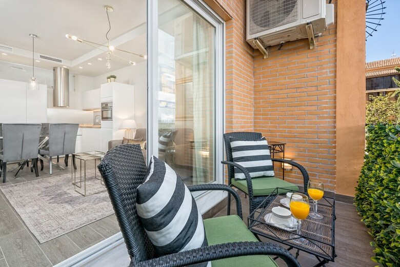 Apartamentos Iloftmalaga Plaza Del Teatro