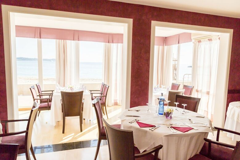 Hotel Club S'illot