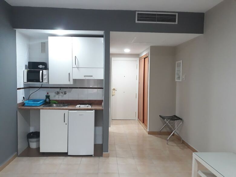 Bonito Apartamento En Triana 202
