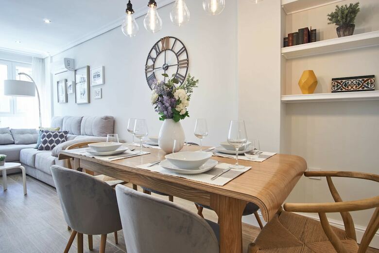 Apartamentos Arjona Riverside Deluxe By Valcambre