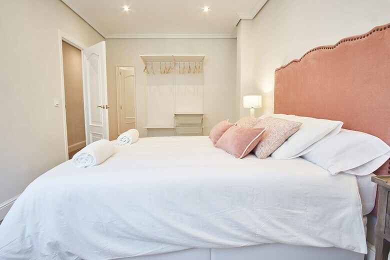Apartamentos Arjona Riverside Deluxe By Valcambre